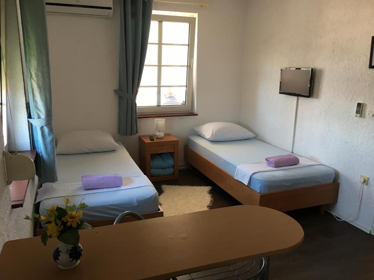 Apartments Zara מראה חיצוני תמונה