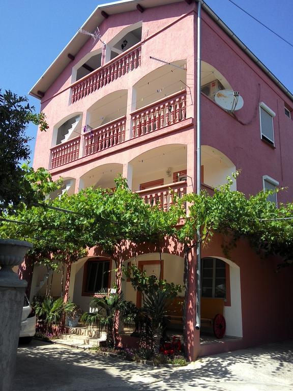 Apartments Zara מראה חיצוני תמונה