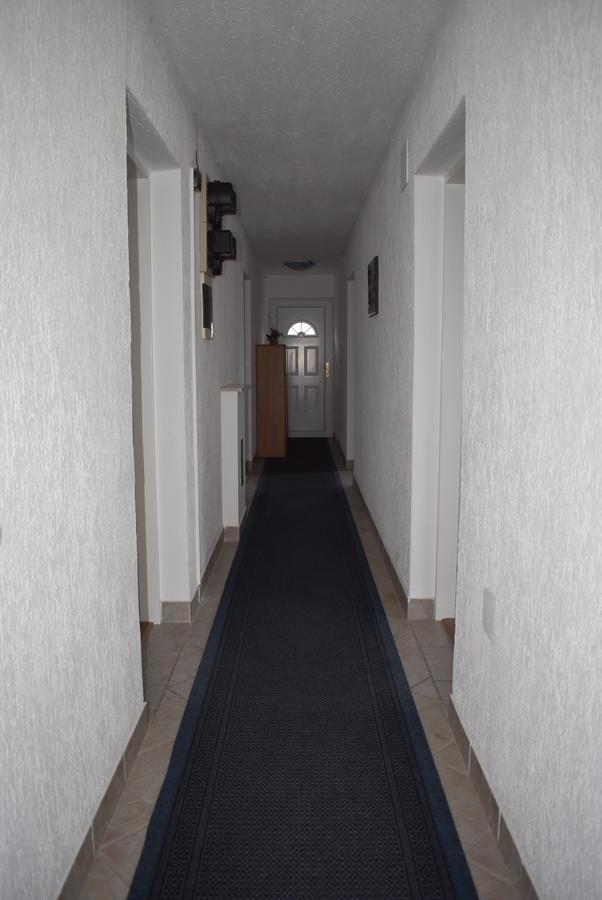 Apartments Zara מראה חיצוני תמונה