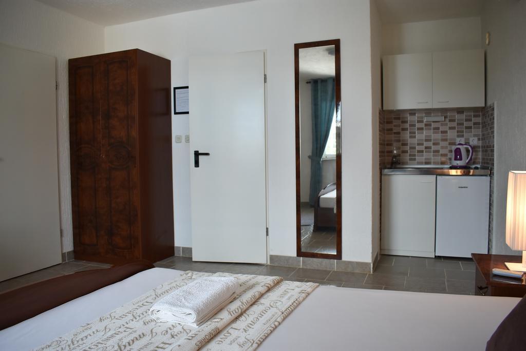 Apartments Zara מראה חיצוני תמונה